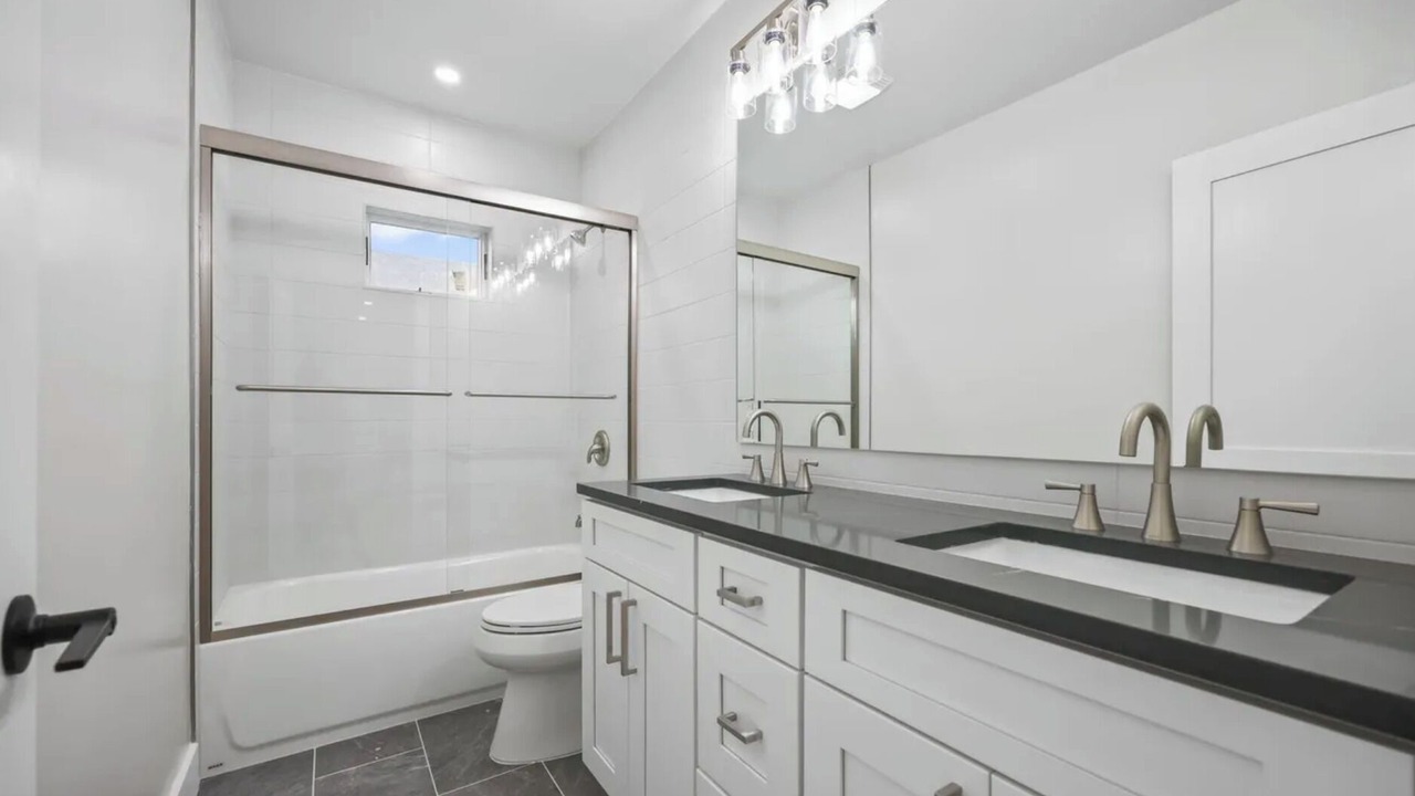Photo of Bathroom in Long Branch