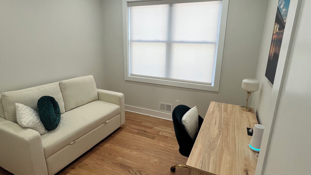 Photo of Livingroom in Long Branch