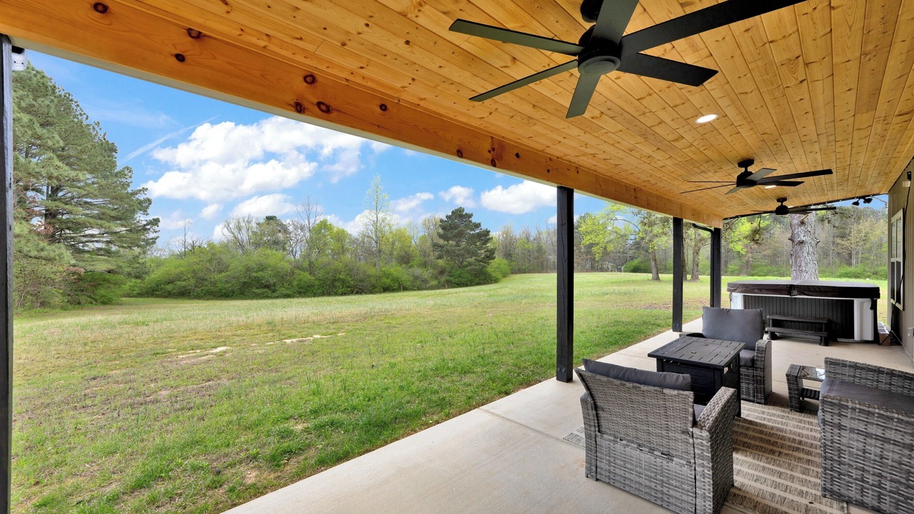 Photo of Patio Balcony in Hanceville