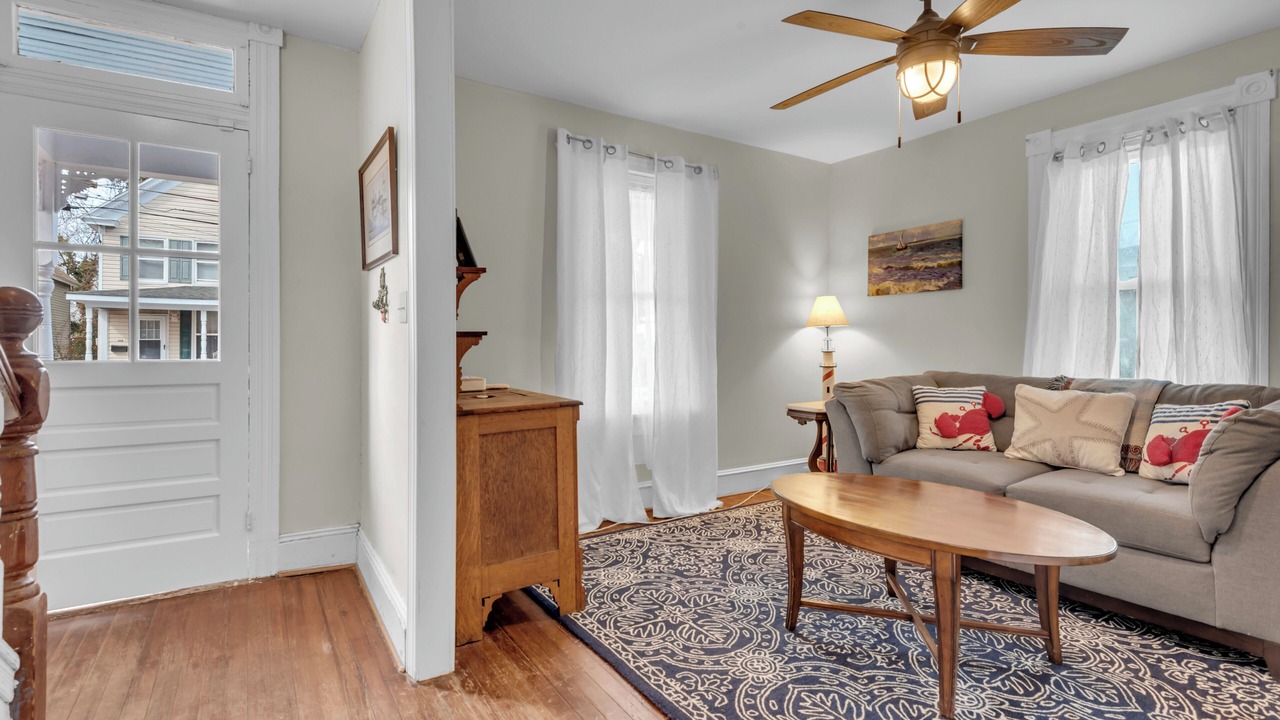 Photo of Livingroom in Cambridge