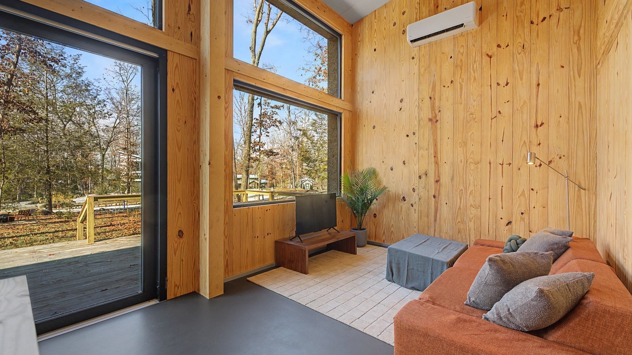 Photo of Livingroom in Tracy City