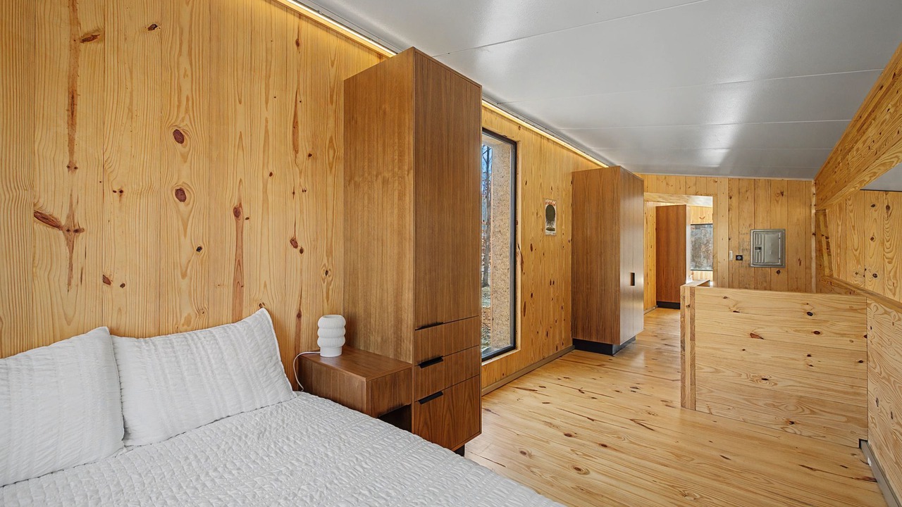 Photo of Bedroom in Tracy City