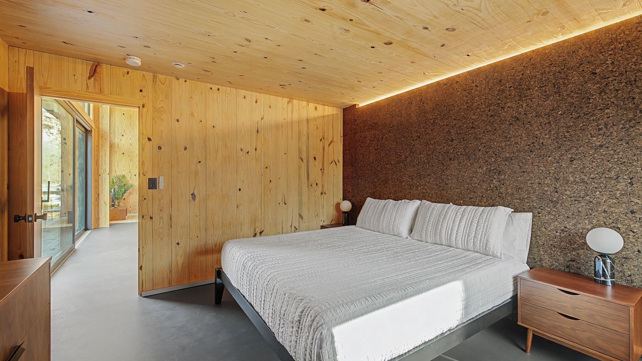 Photo of Bedroom in Tracy City