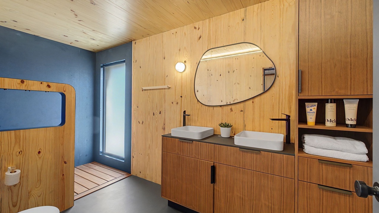 Photo of Bathroom in Tracy City