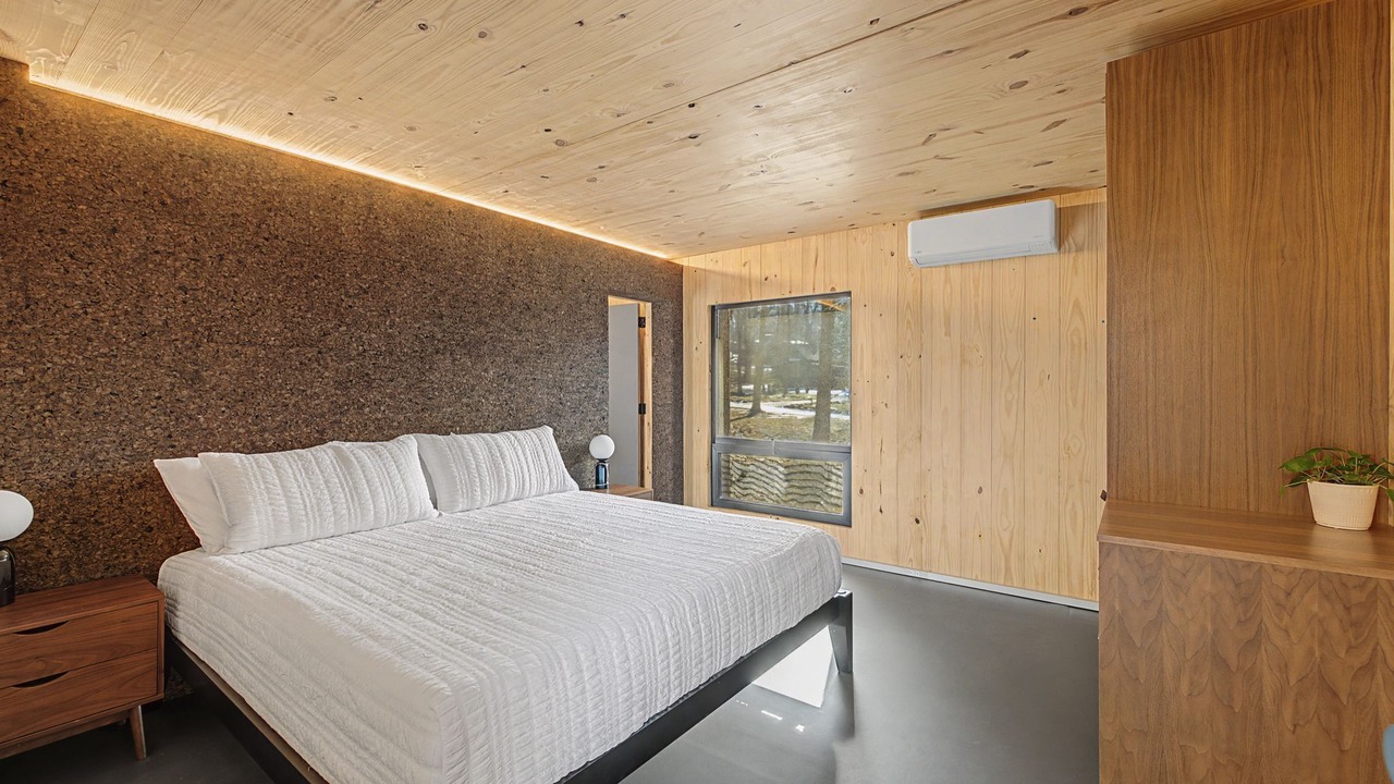 Photo of Bedroom in Tracy City