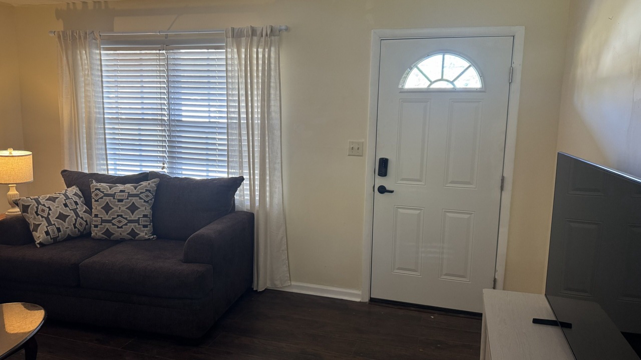 Photo of Livingroom in Fort Mc Clellan