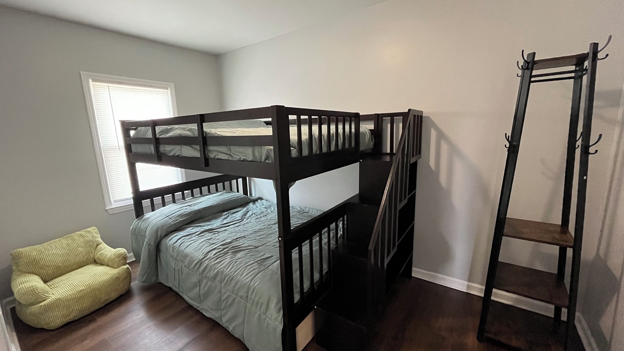 Photo of Bedroom in Lake City