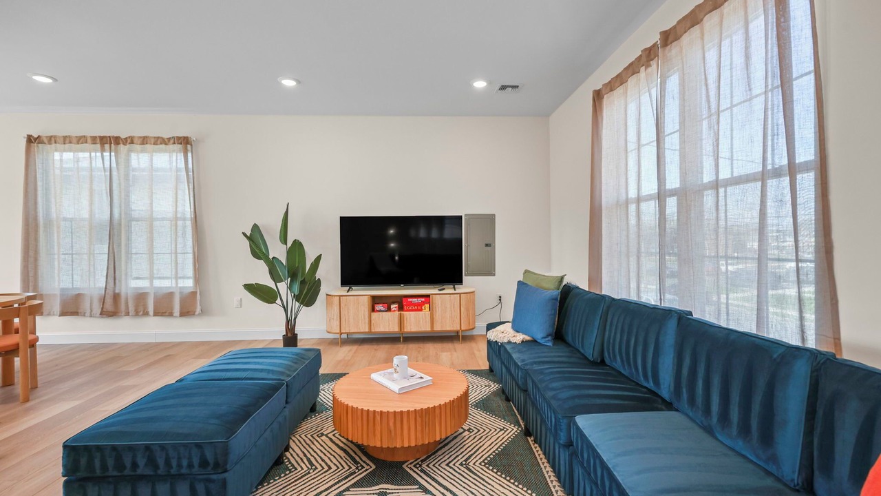 Photo of Livingroom in Keansburg