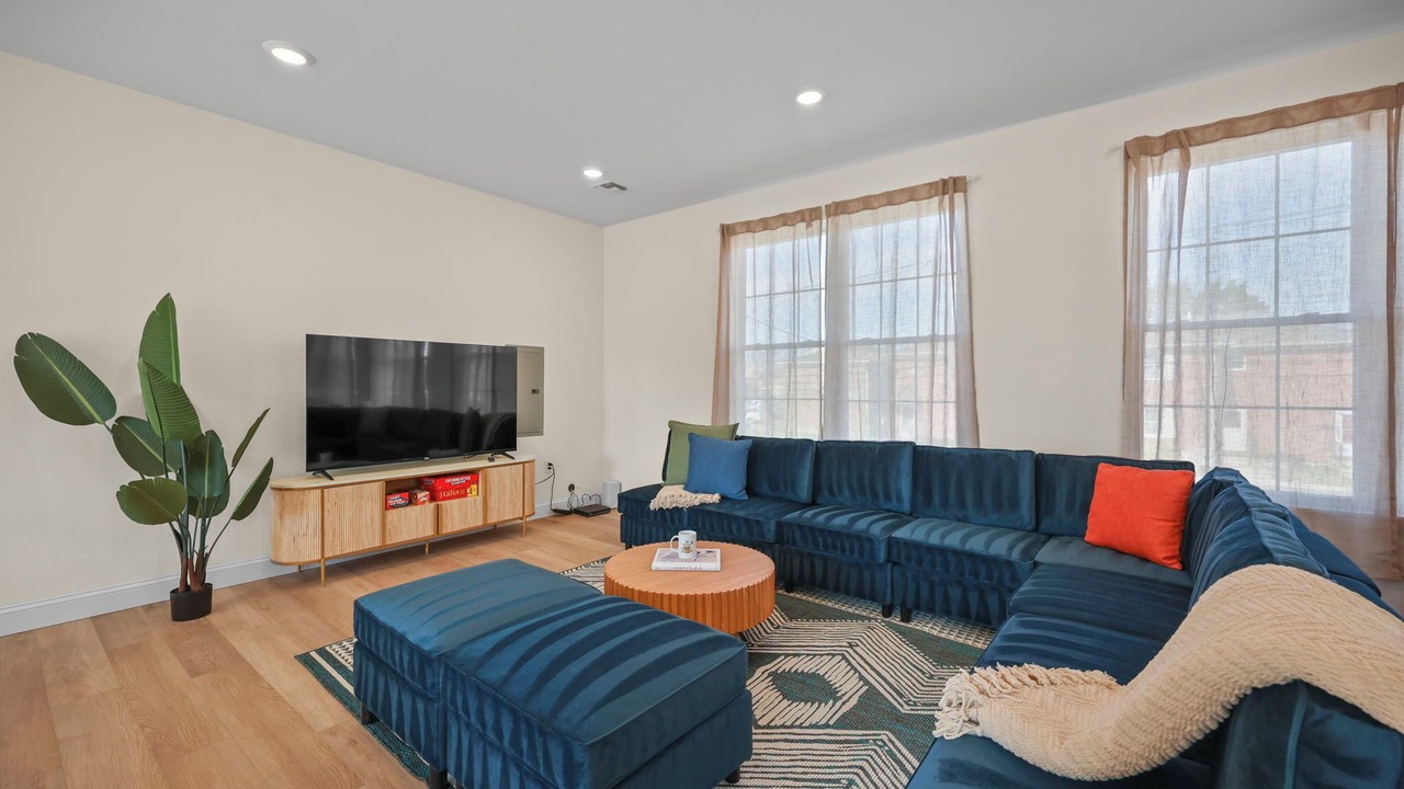 Photo of Livingroom in Keansburg