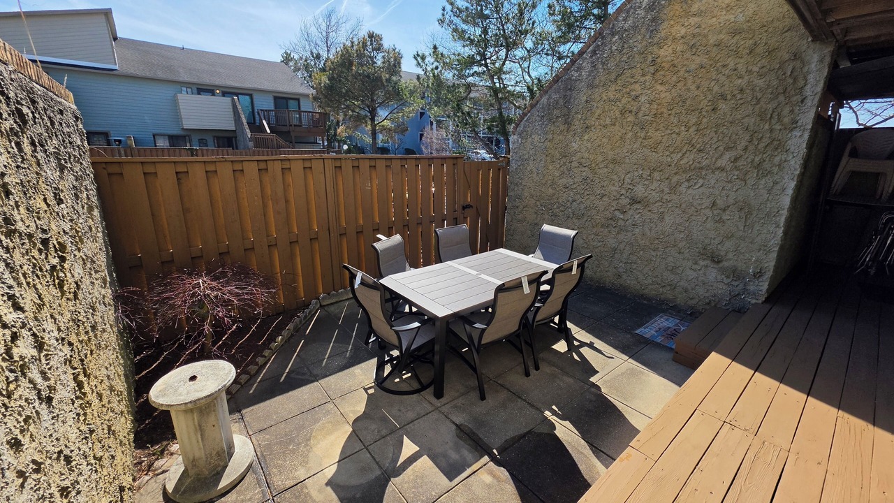 Photo of Outdoor in Heron Harbour Isle