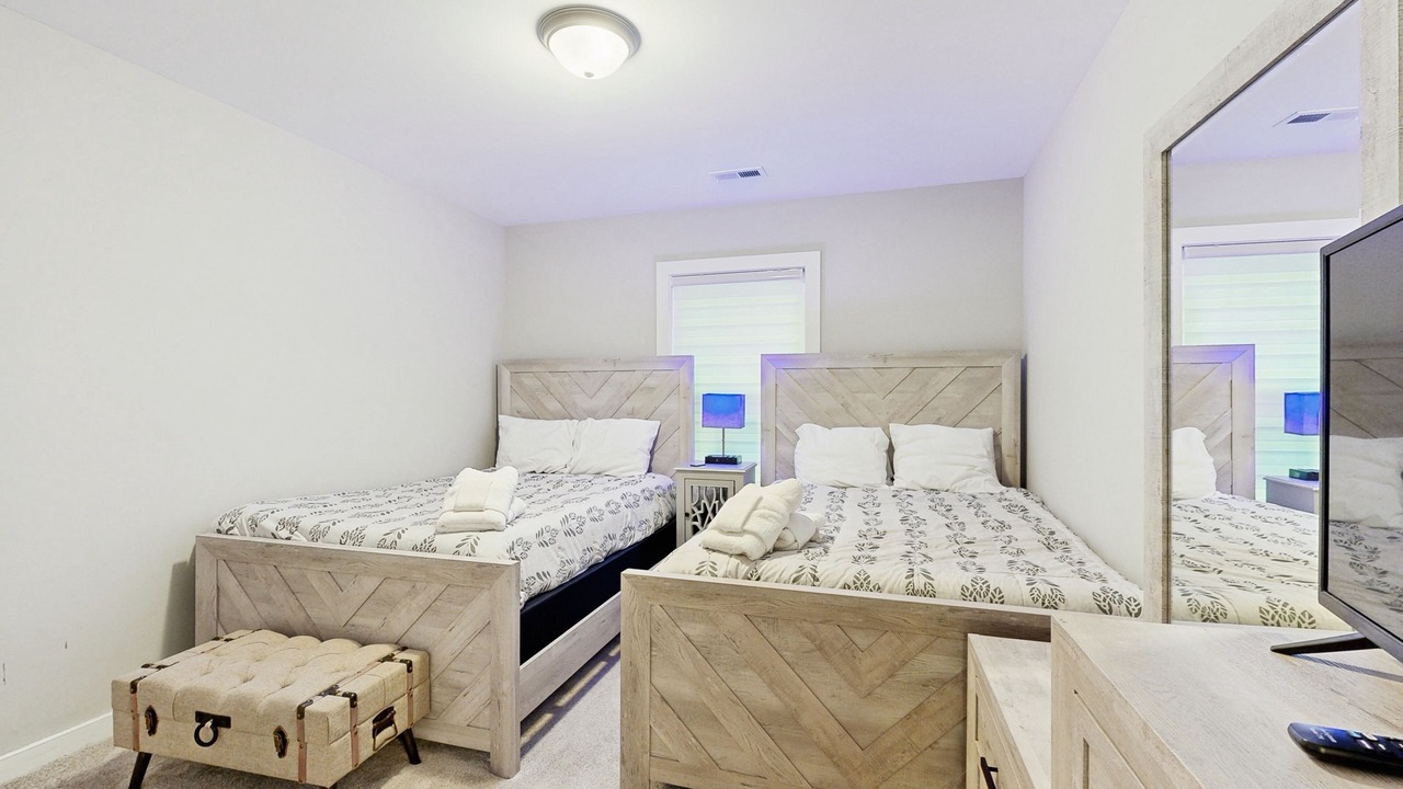 Photo of Bedroom in Lakeside Woods