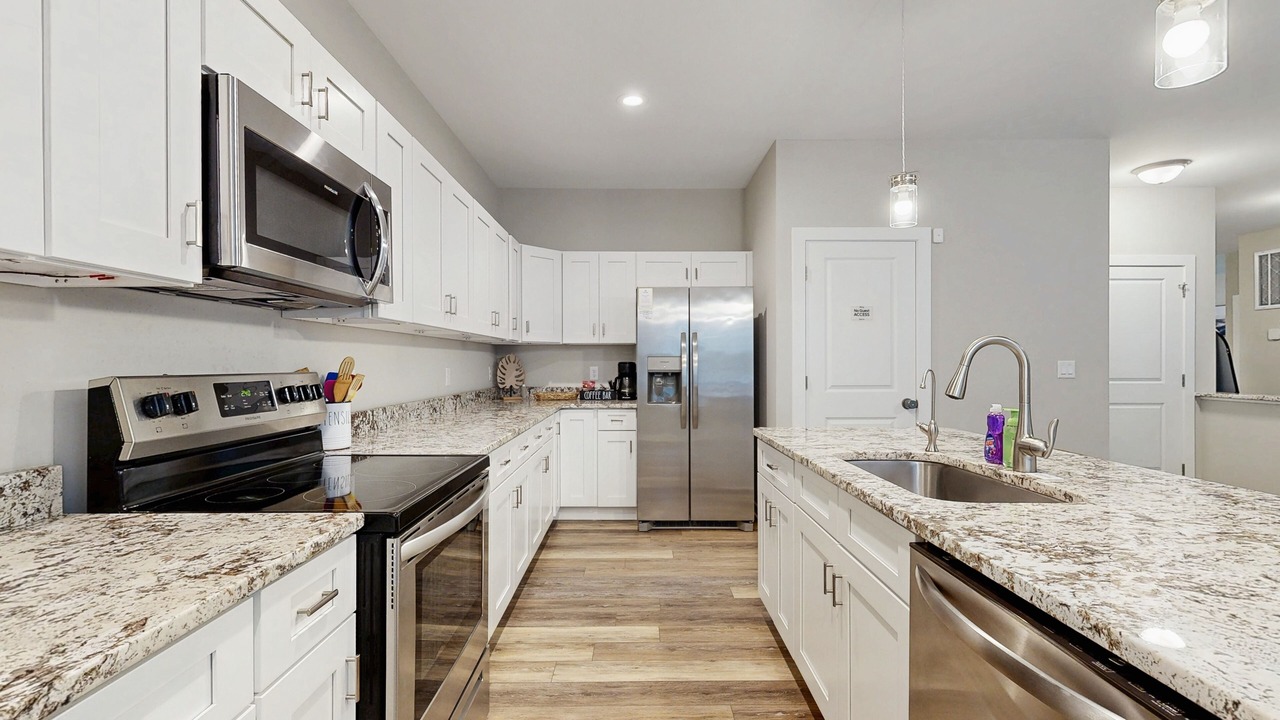 Photo of Kitchen in Lakeside Woods