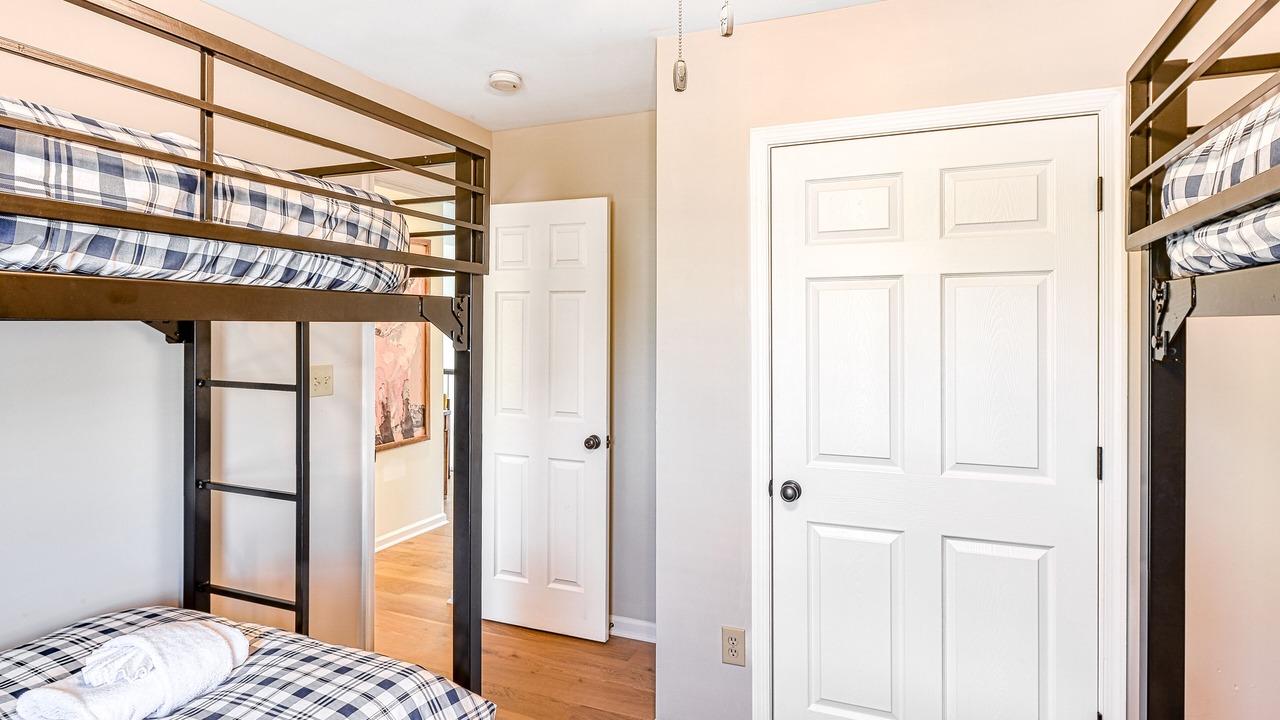 Photo of Bedroom in Mineral