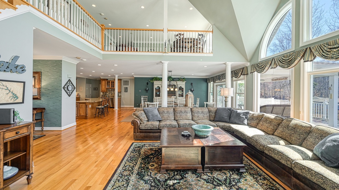 Photo of Livingroom in Bumpass