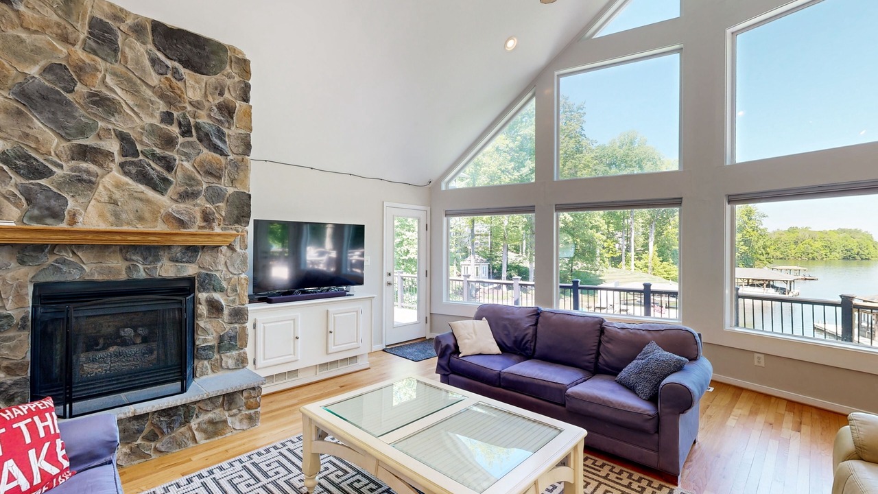 Photo of Livingroom in Bumpass