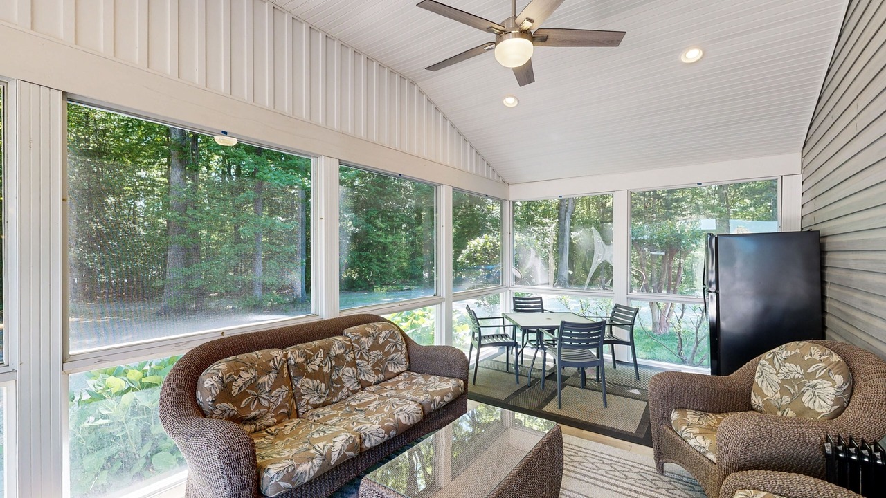Photo of Livingroom in Bumpass