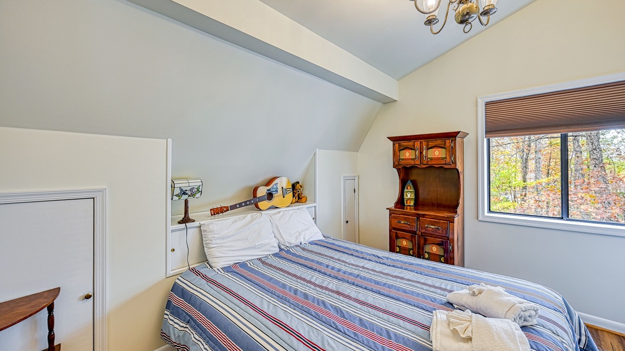 Photo of Bedroom in Mineral