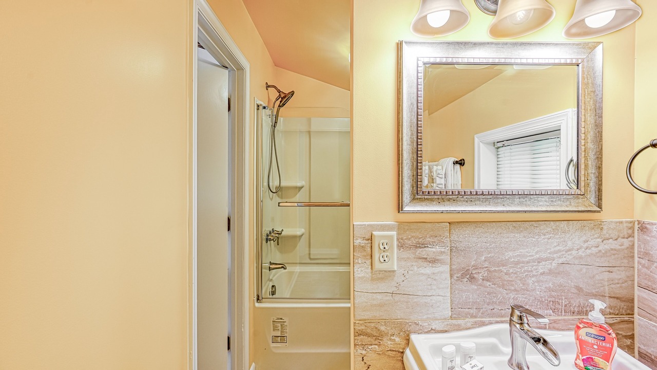 Photo of Bathroom in Mineral