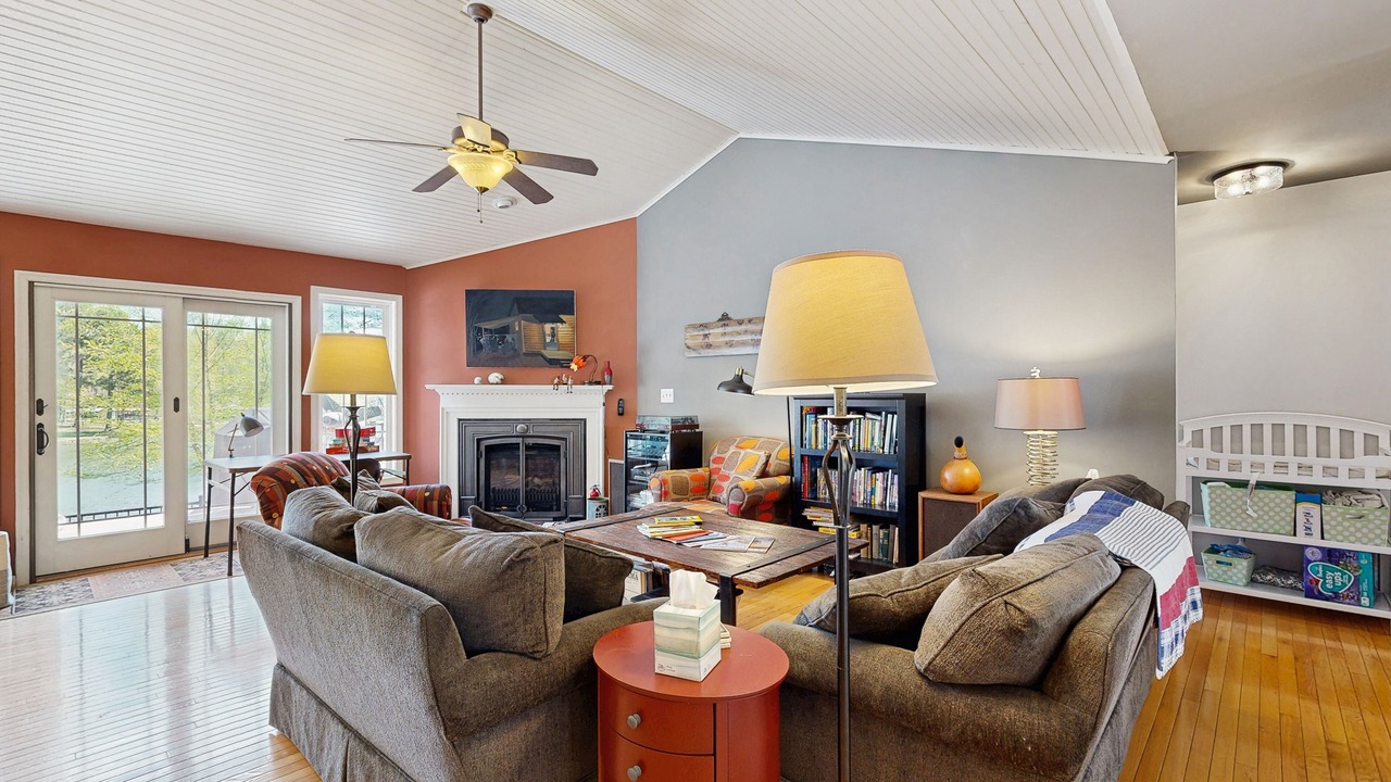 Photo of Livingroom in Bumpass