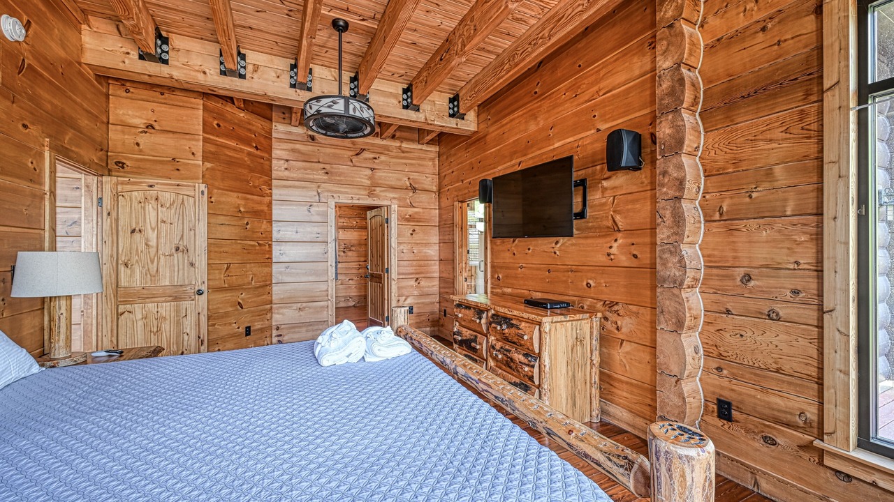 Photo of Bedroom in Mineral