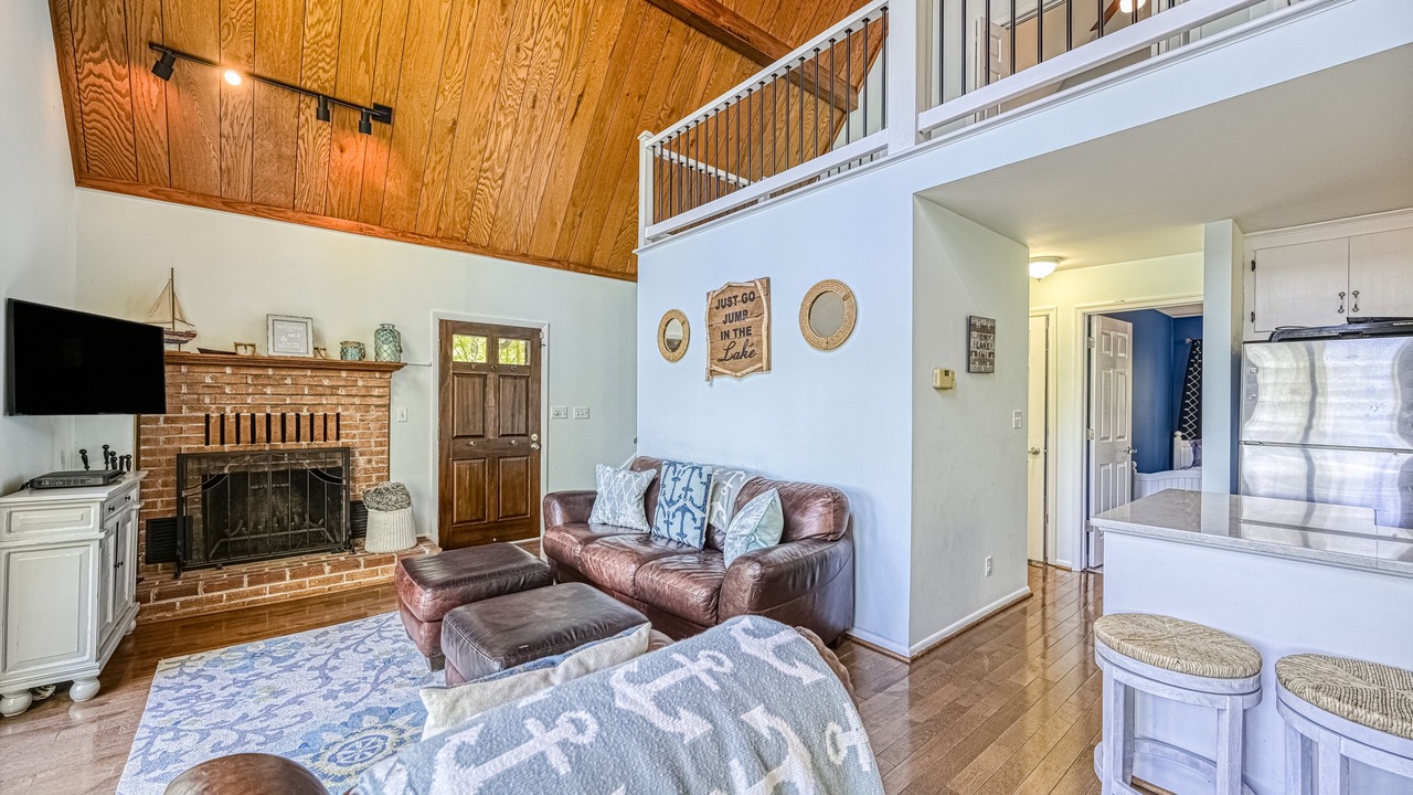 Photo of Livingroom in Bumpass