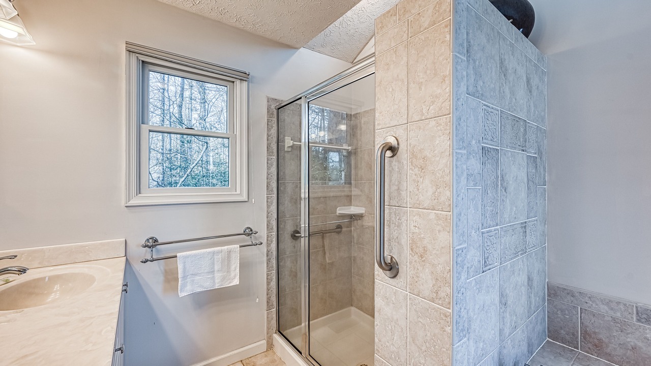 Photo of Bathroom in Panamint Shores