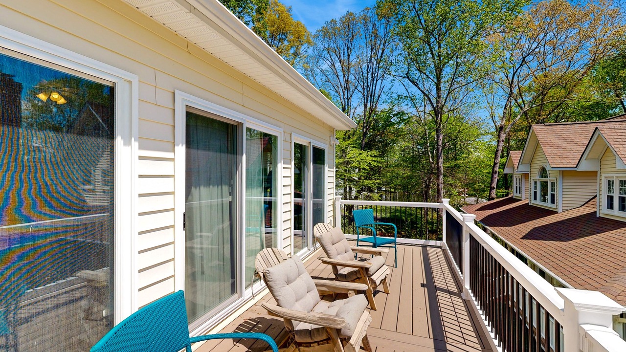 Photo of Patio Balcony in Mineral