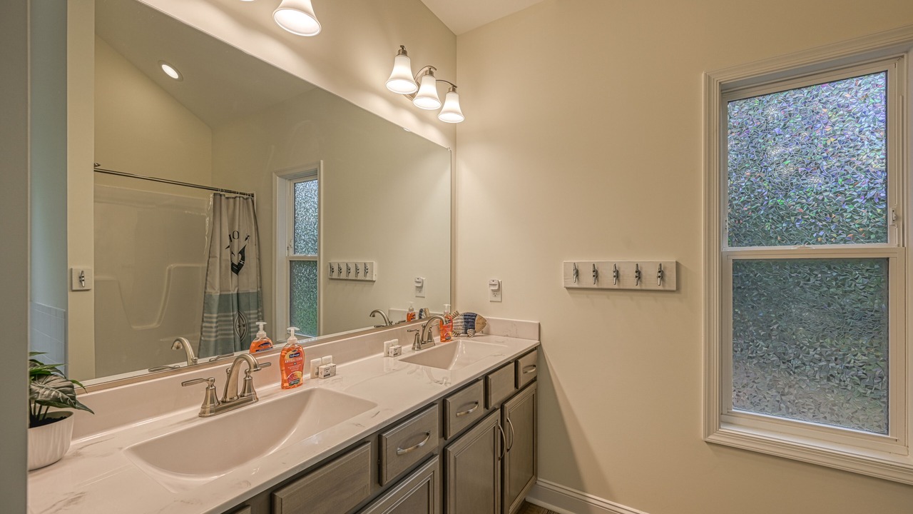 Photo of Bathroom in Mineral
