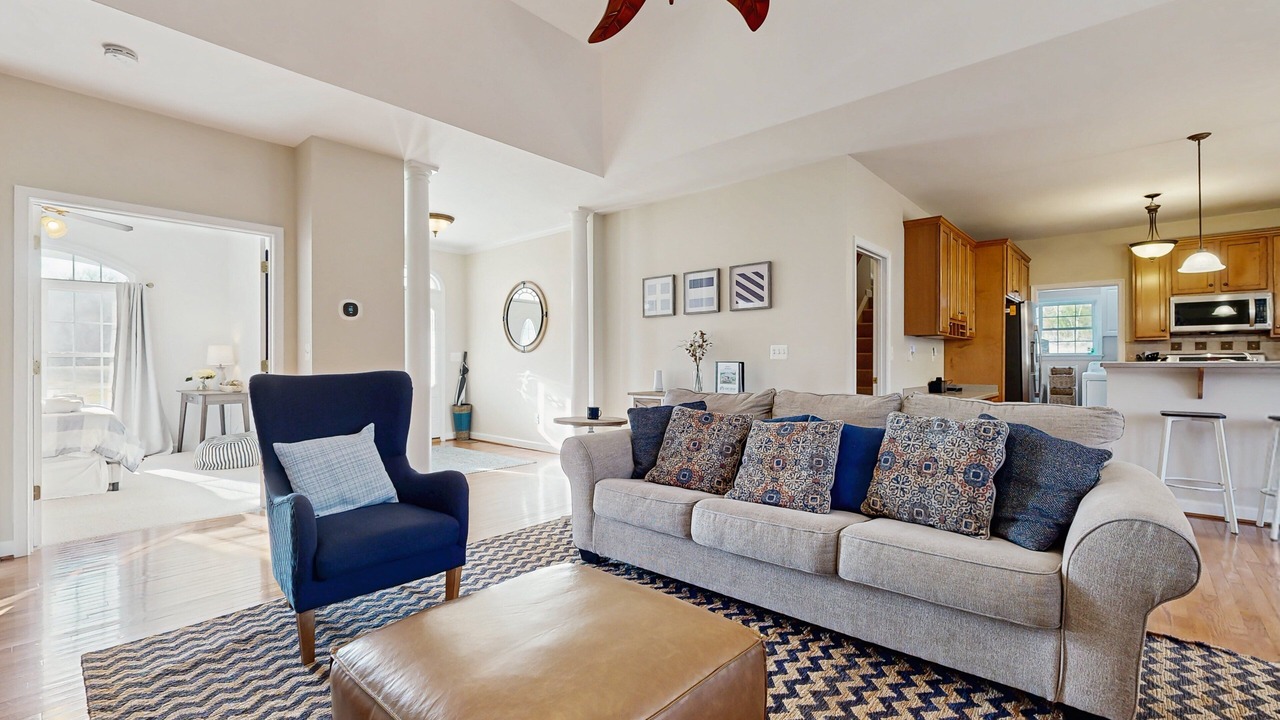 Photo of Livingroom in Livingston