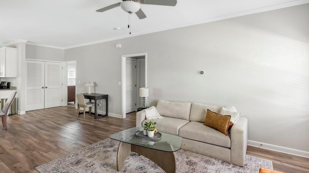 Photo of Livingroom in Huntsville