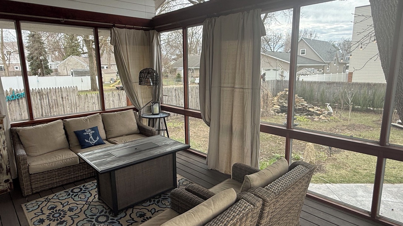 Photo of Livingroom in Clear Lake