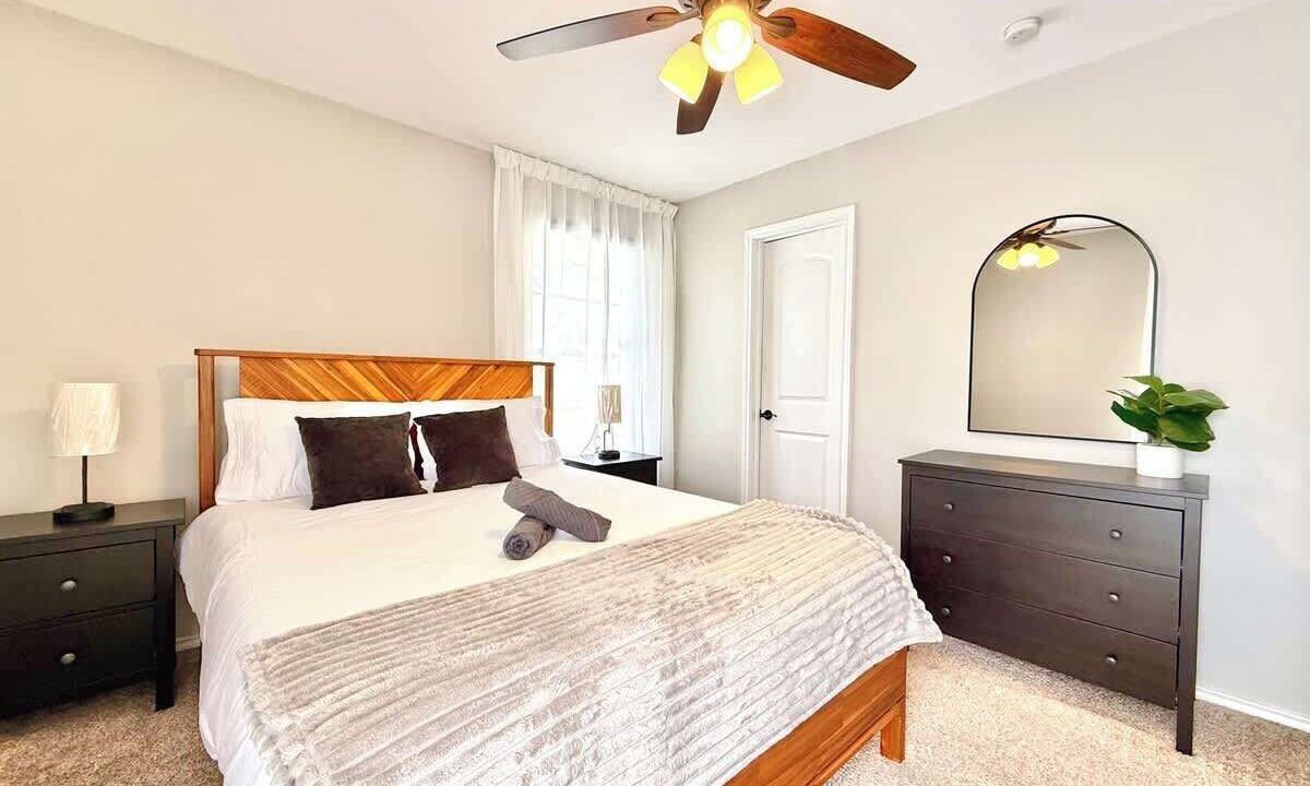 Photo of Bedroom in Georgian Acres