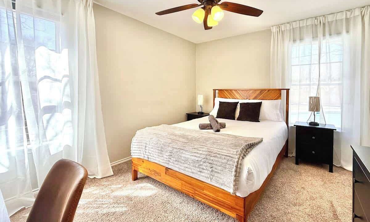 Photo of Bedroom in Georgian Acres