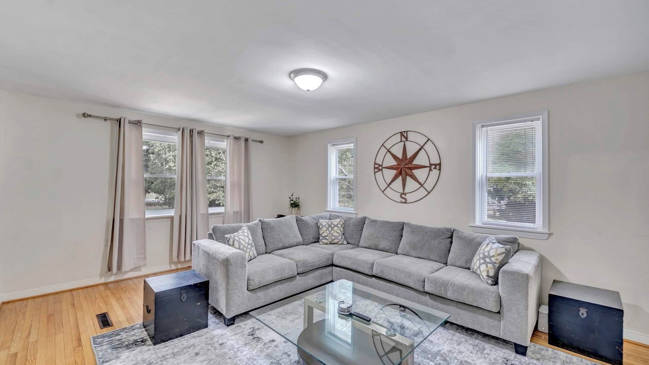 Photo of Livingroom in Raleigh