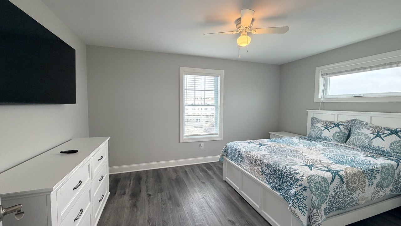 Photo of Bedroom in Seaside Heights