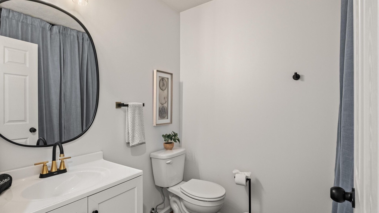 Photo of Bathroom in Benson