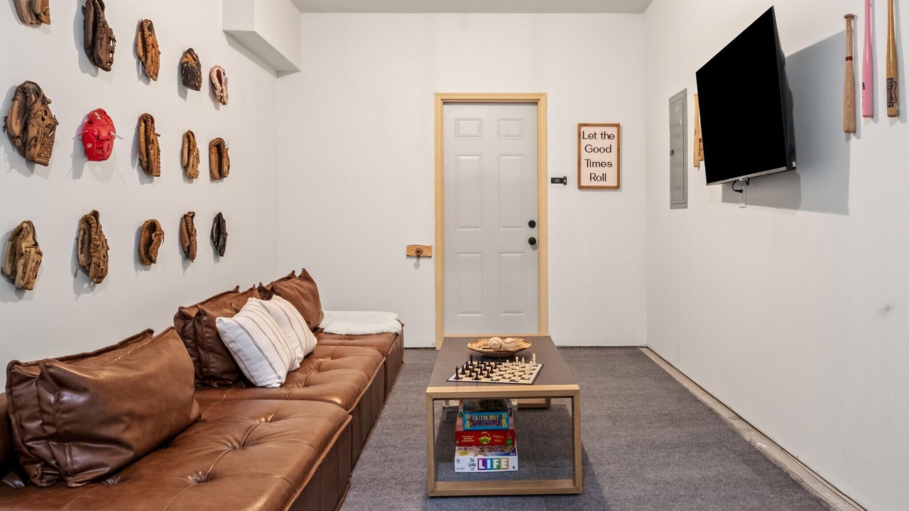 Photo of Livingroom in Benson