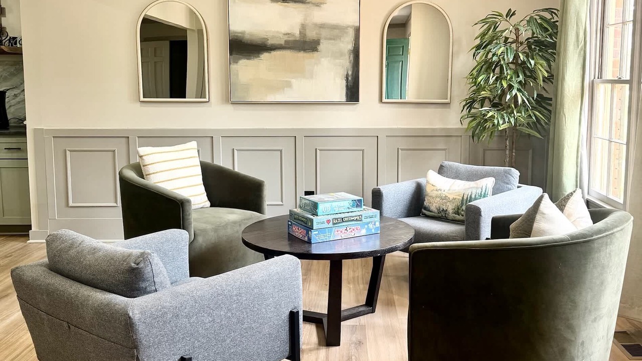 Photo of Livingroom in Decatur