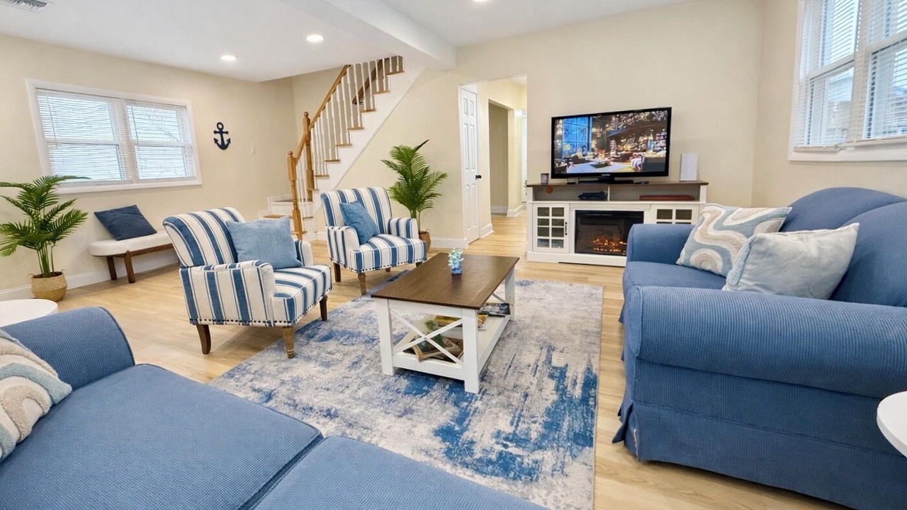 Photo of Livingroom in Keansburg