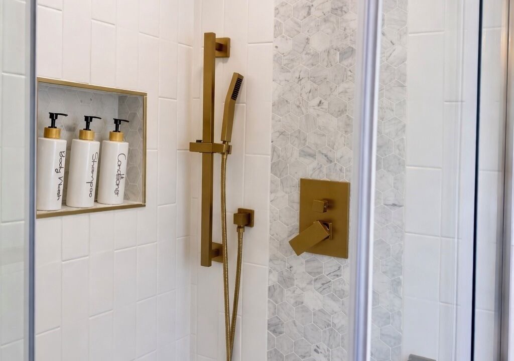 Photo of Bathroom in Keansburg