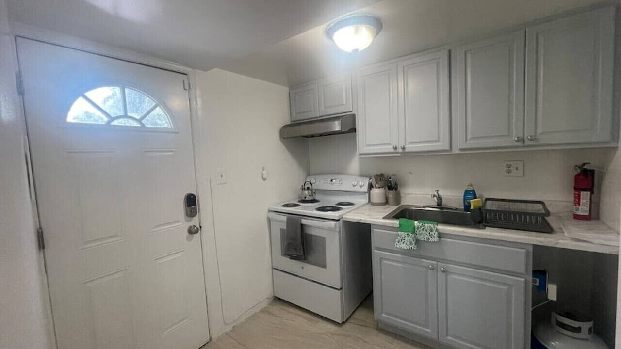 Photo of Kitchen in White Oak