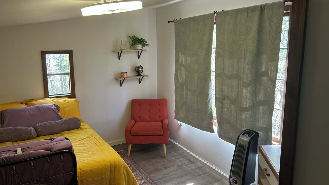 Photo of Bedroom in Mountain City