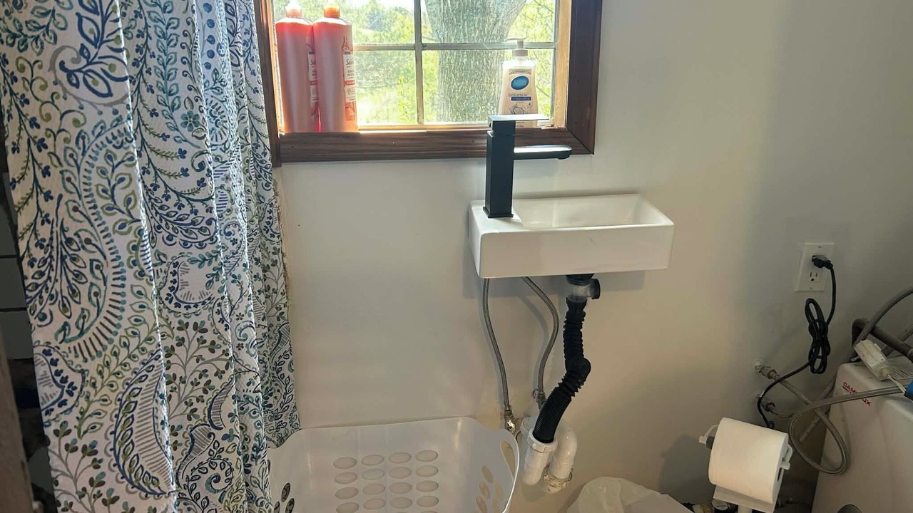 Photo of Bathroom in Mountain City