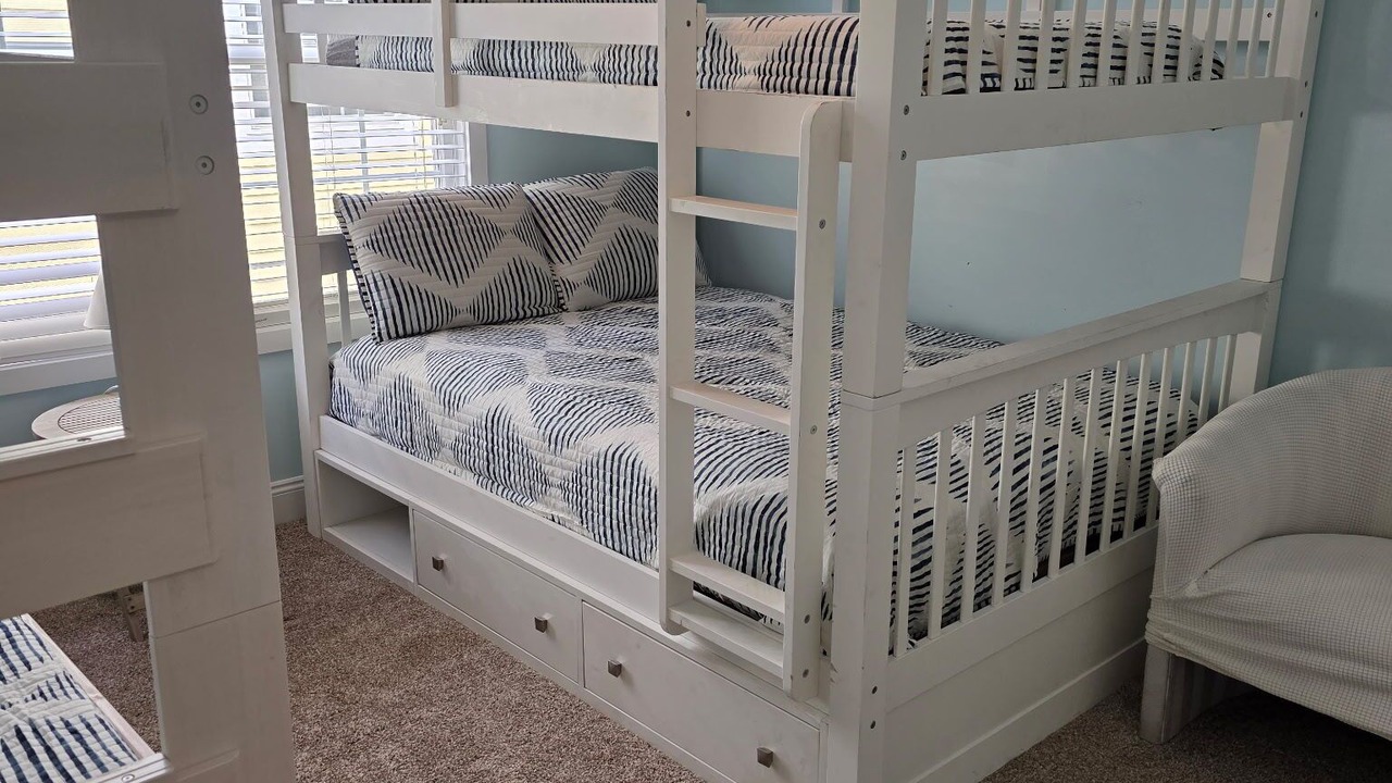 Photo of Bedroom in Wildwood