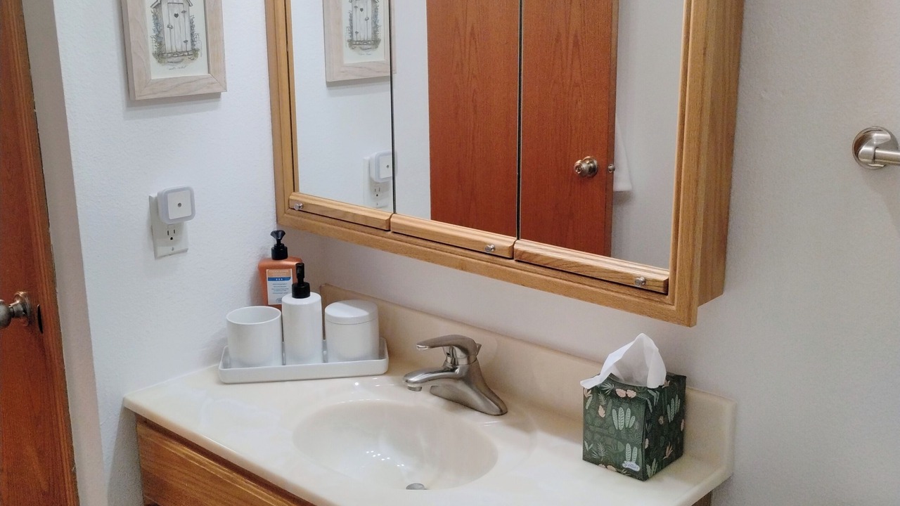 Photo of Bathroom in Indianola