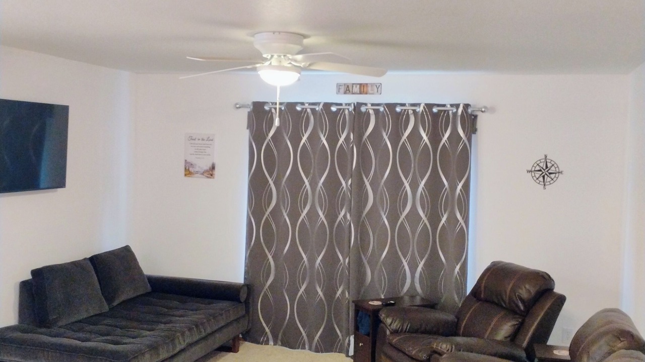 Photo of Bedroom in Indianola