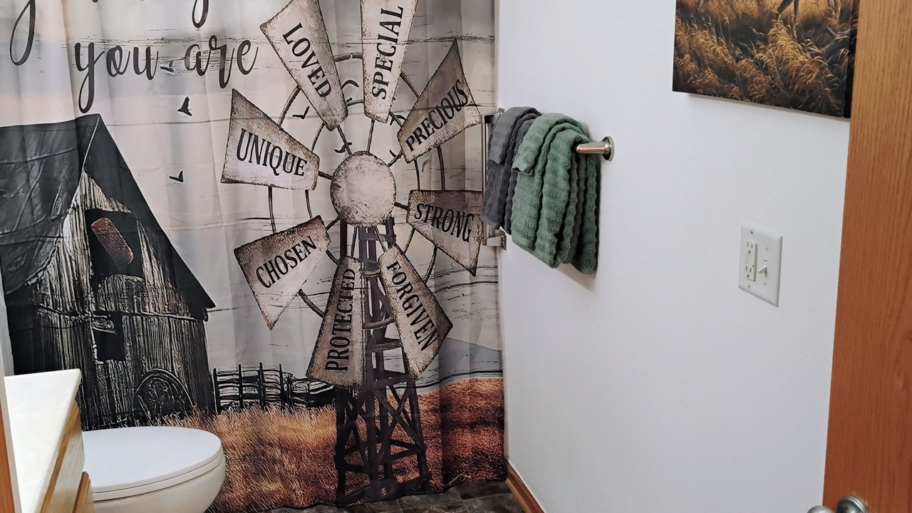 Photo of Bathroom in Indianola