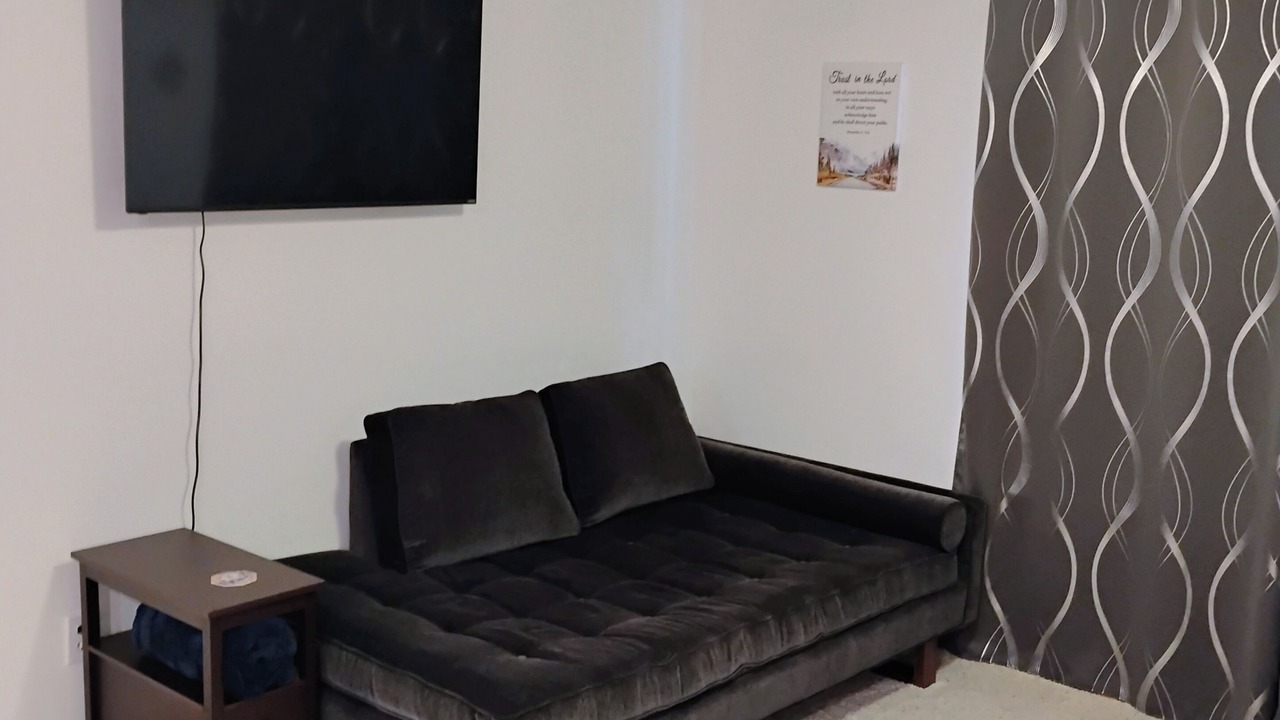 Photo of Bedroom in Indianola