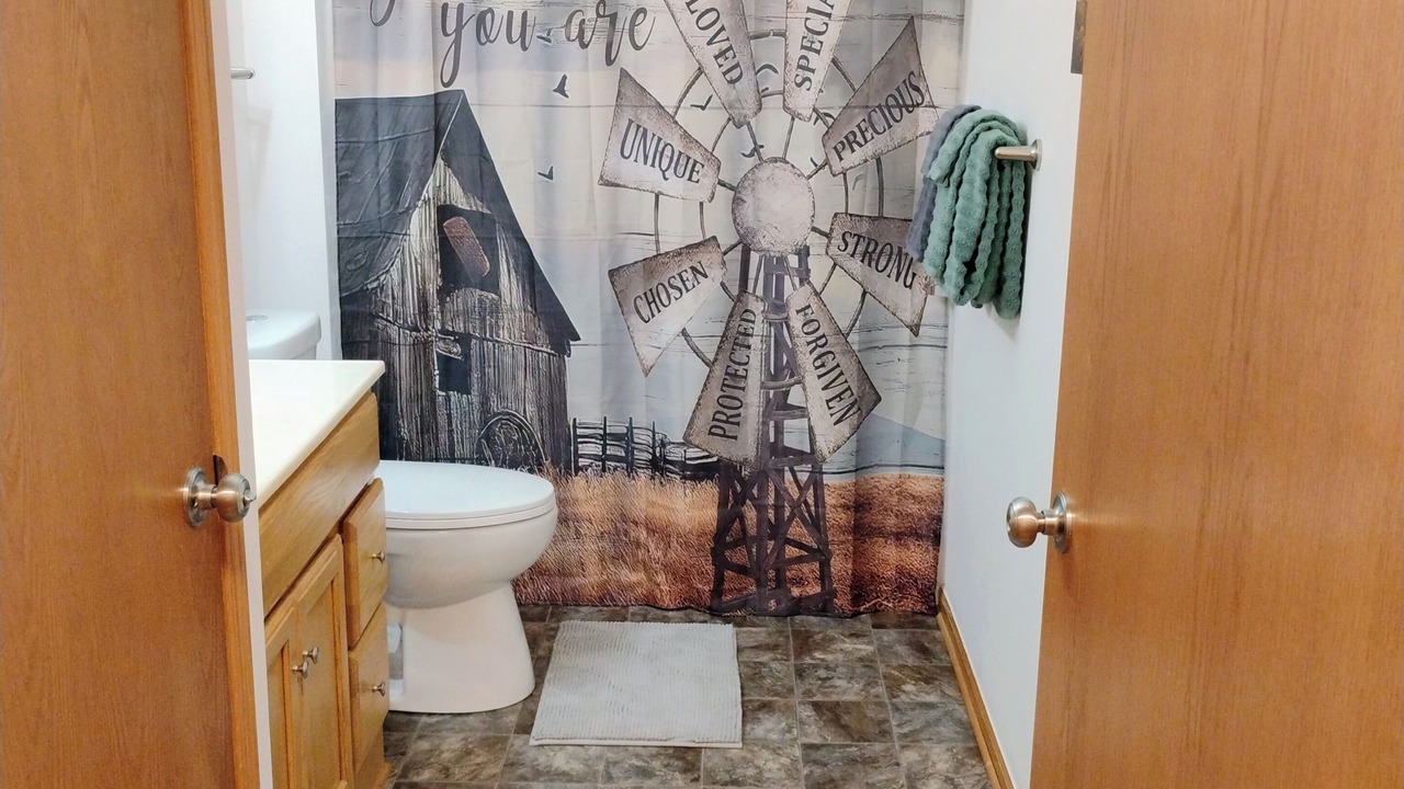 Photo of Bathroom in Indianola