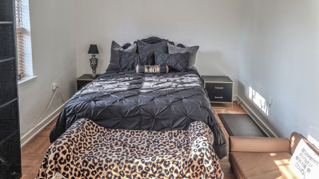 Photo of Bedroom in Belle Haven